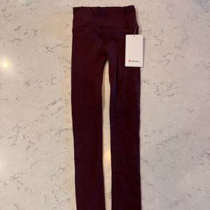 Lululemon Reveal 7/8 Tight - Maroon